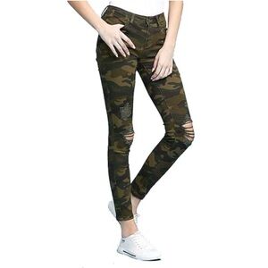 Just Blue Camo Skinny Distressed Jeans Size: 16